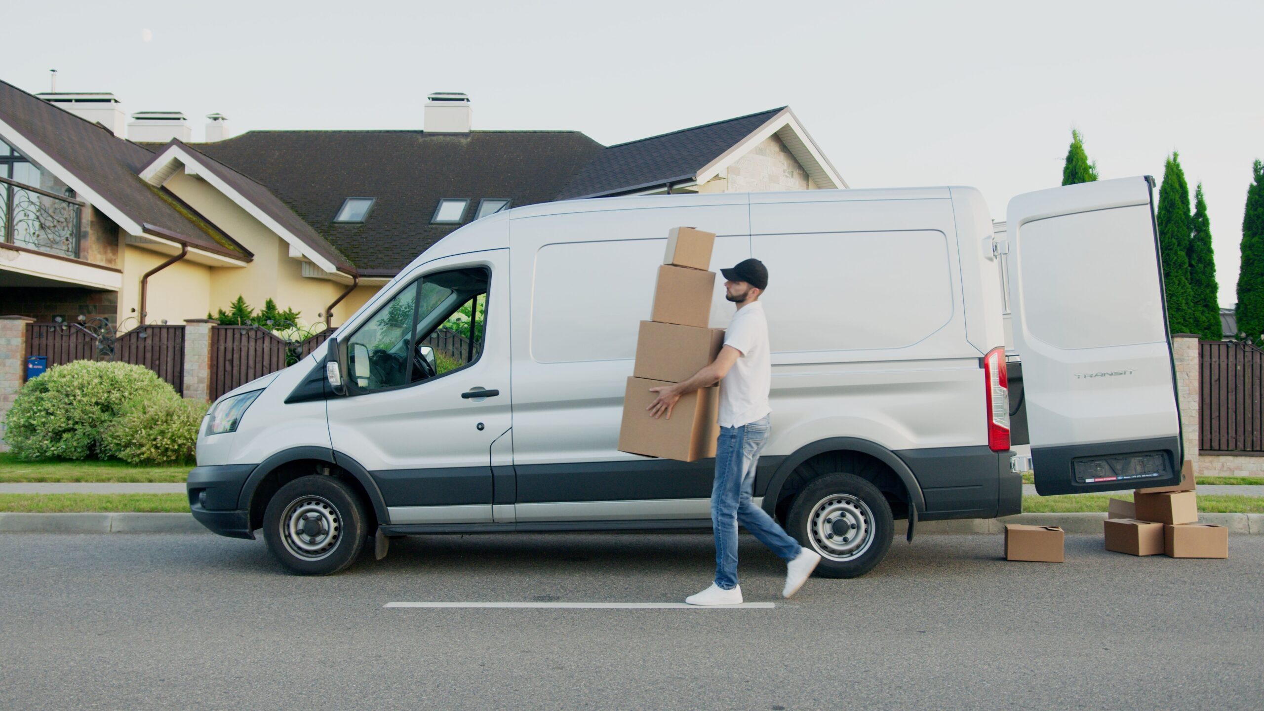 Mover carrying boxes